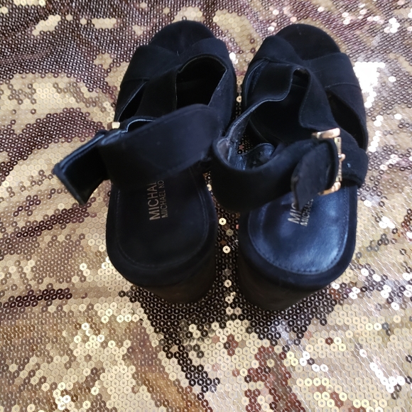 NWOB Black Michael Kors heels - Picture 3 of 8